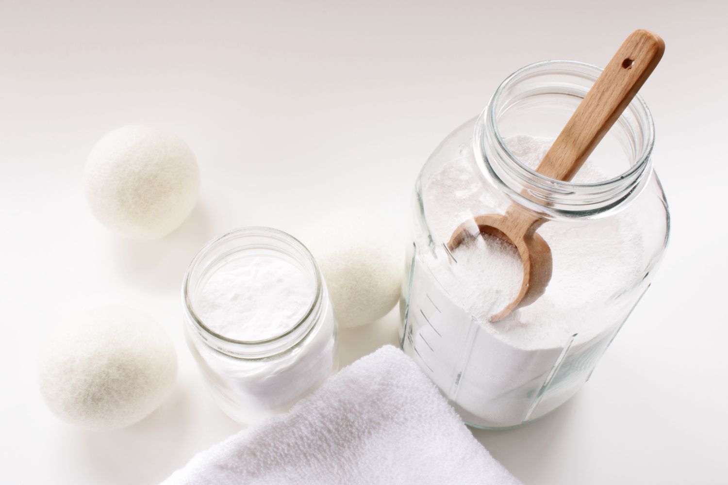 All-Natural Laundry Soap with Baking Soda – Powerful, Gentle, and Eco-Friendly